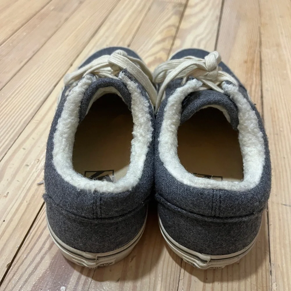 Vans Old Skool Sneakers Unisex Men 7 Women 8.5 Charcoal Grey Wool Sherpa Lined